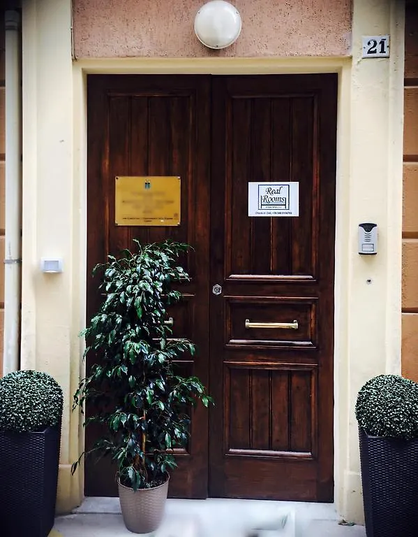Real Rooms La Spezia İtalya